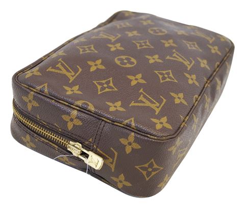 [Date Code & Stamp] Louis Vuitton Trousse Toilette 23.